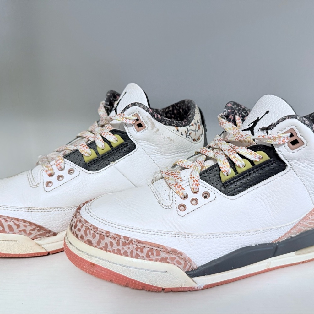 Nike Air Jordan 3 Retro "Vintage Floral"